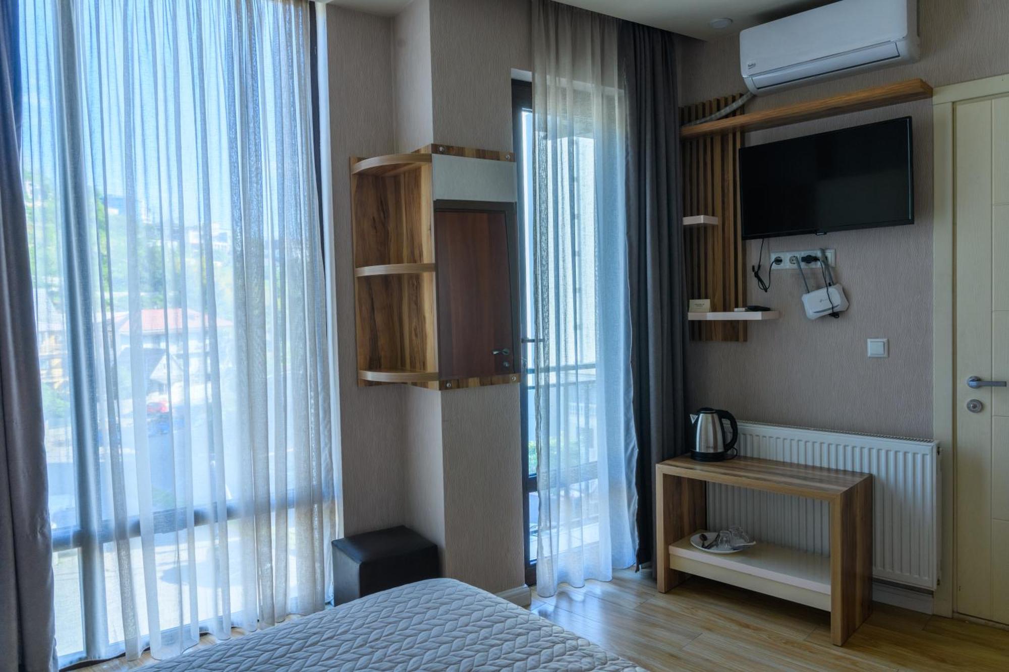 Hotel Sunny Batumi Exteriér fotografie